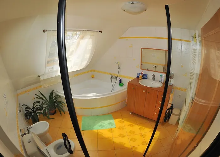 Apartment Apartma U Hovorku Zupanovice